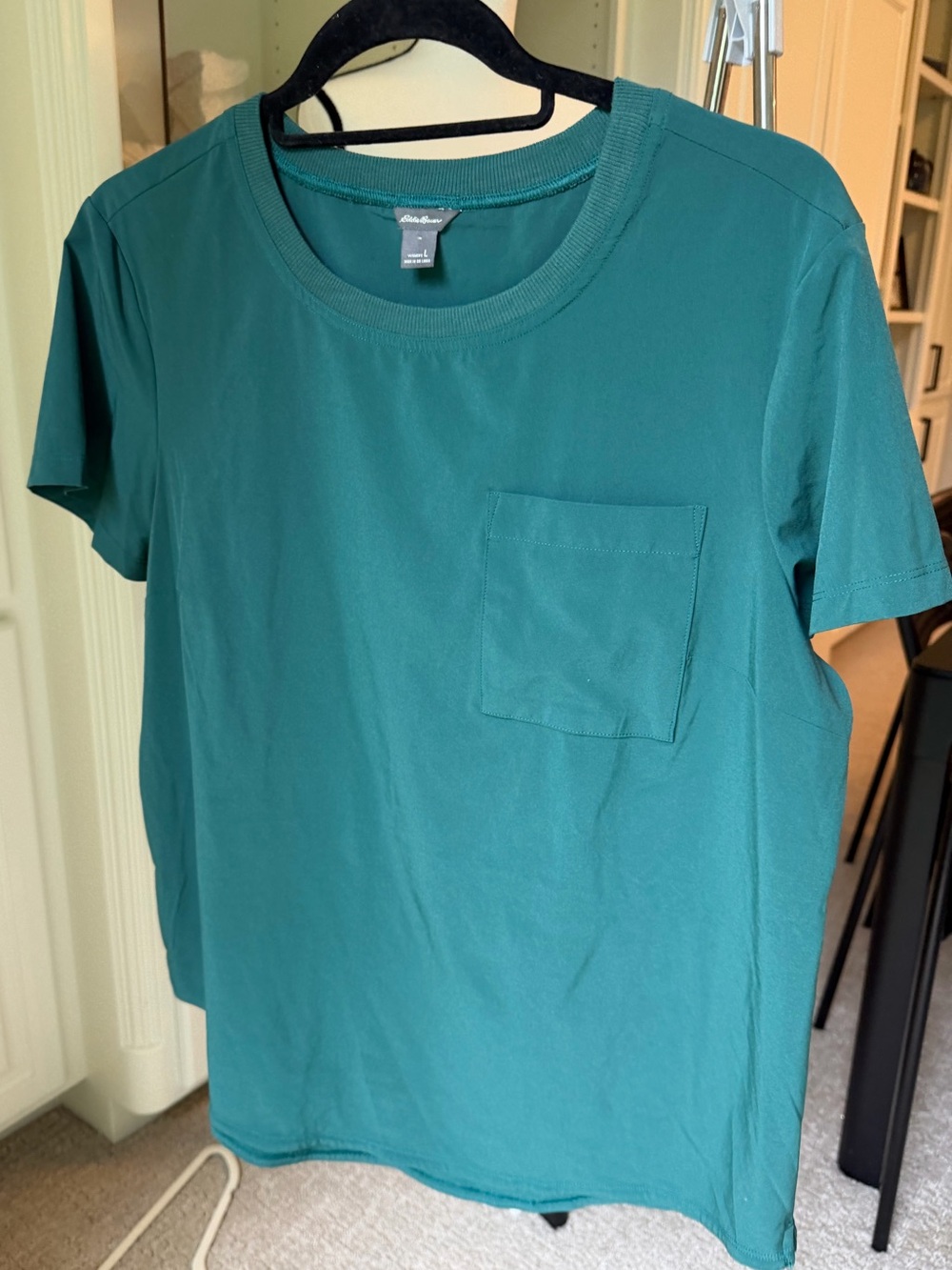 Eddie Bauer short sleeve light weight teal green t-shirt